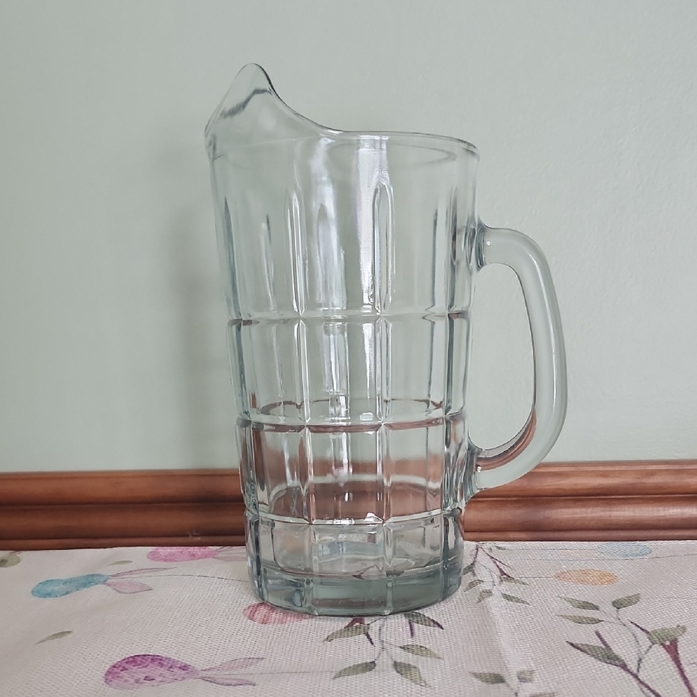 Elegant Clear Glass Pitcher